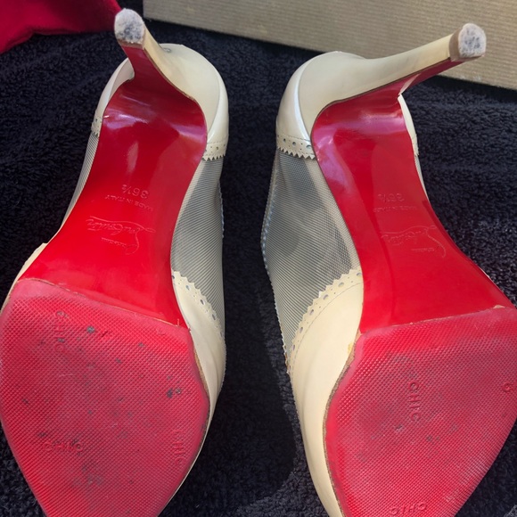 Christian Louboutin Authentic Red Bottom Heals - Picture 3 of 16